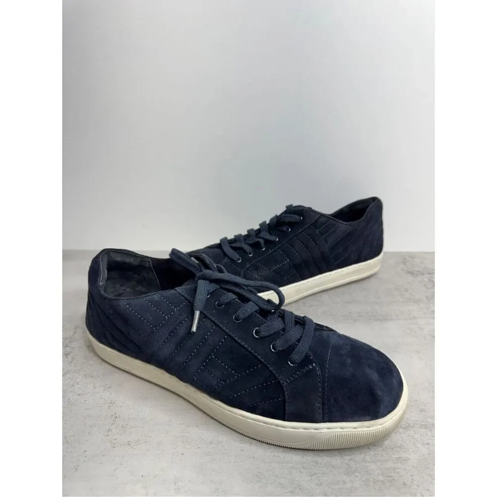 Vaneli Sneaker Size 7.5 Wide Navy Lace Up Suede Sport Shoes‎